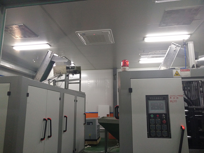 吉拓機械走向世界無菌凈化生產線吹瓶機